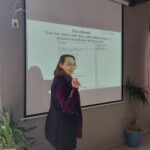 femme présentation datashow