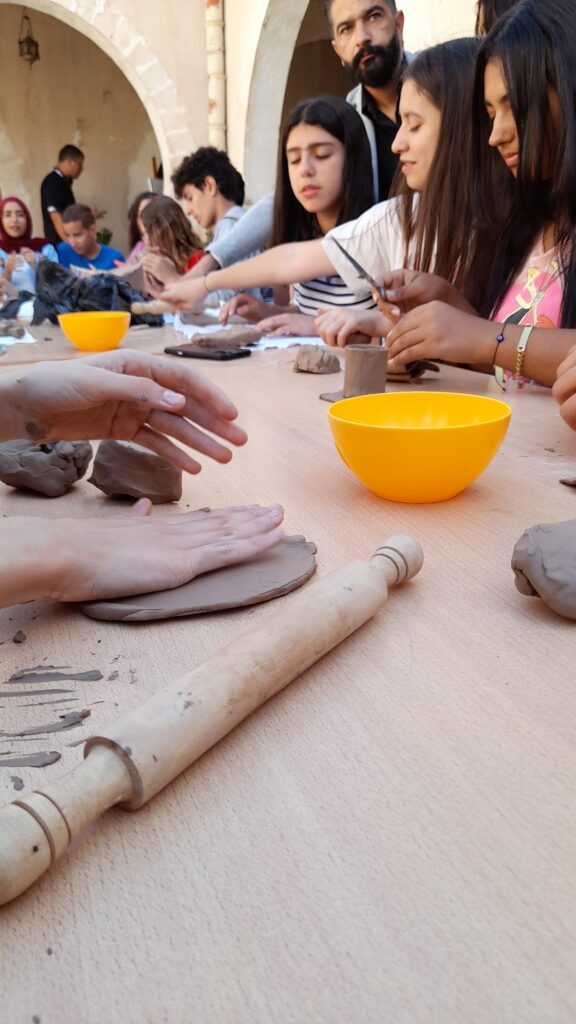 travail en groupe journée céramique