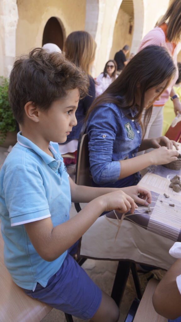 enfant journée céramique